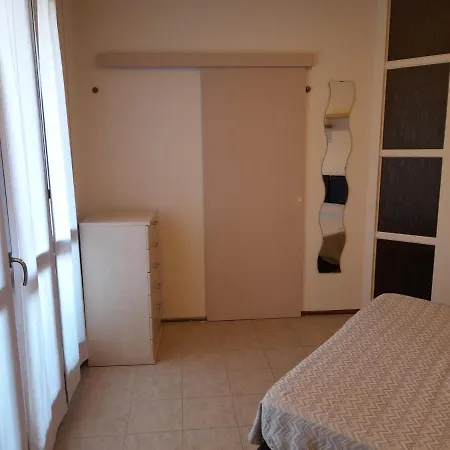 Fiera Levante Apartment *
